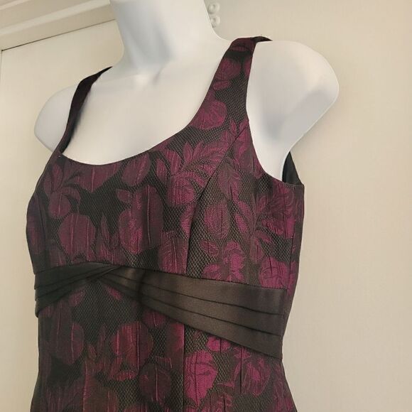 Tahari jacquard classic purple and black sheeth dress - Picture 4 of 6